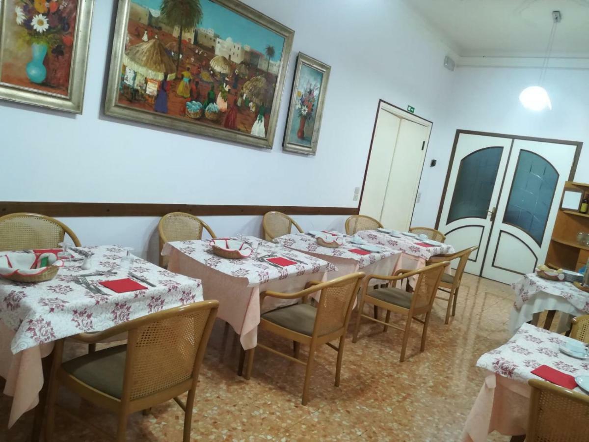 Hotel Olimpia Alassio Kültér fotó