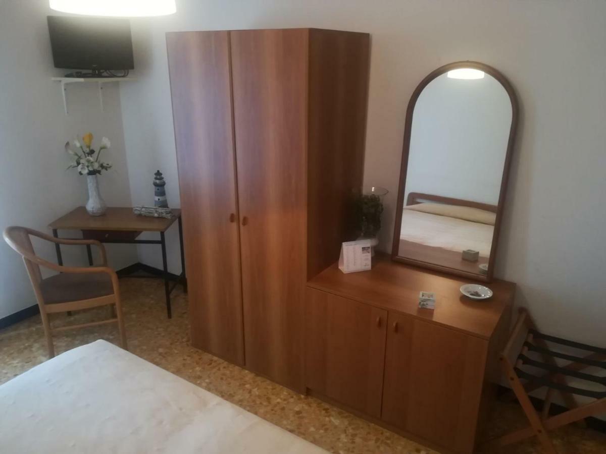 Hotel Olimpia Alassio Kültér fotó