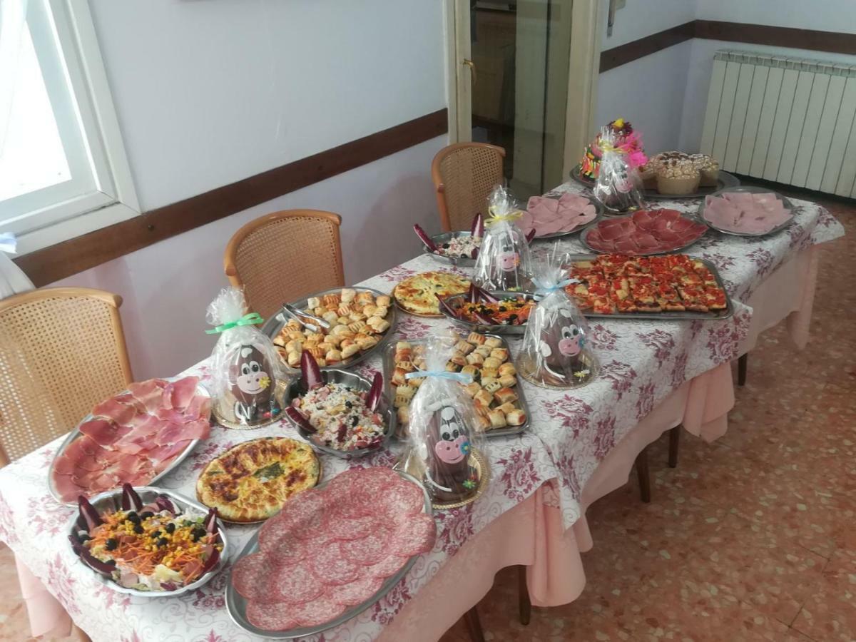 Hotel Olimpia Alassio Kültér fotó