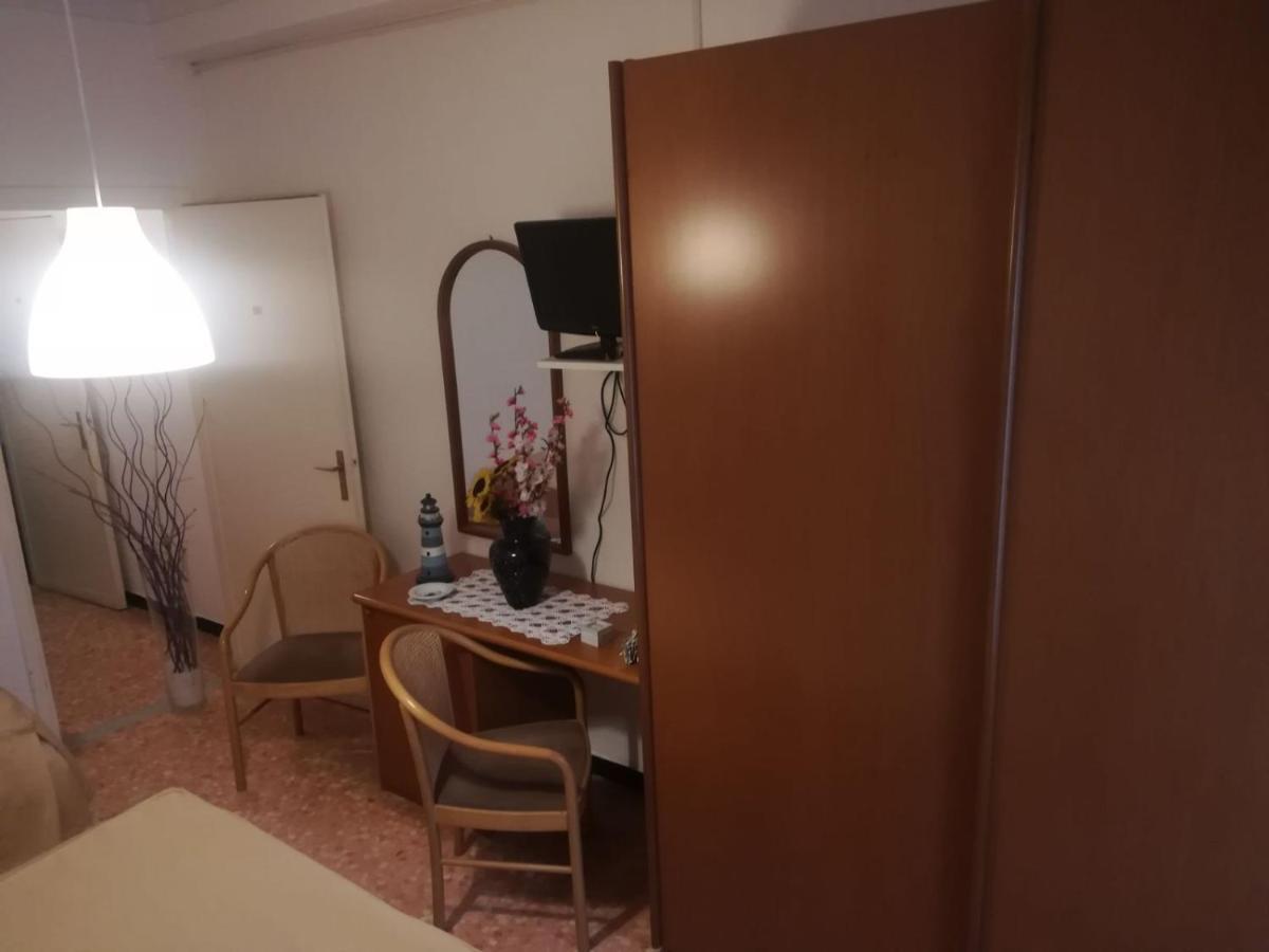 Hotel Olimpia Alassio Szoba fotó
